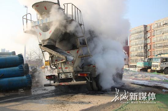 石家庄高层住宅起火,让发货找车找物流更简单_123随叫随到